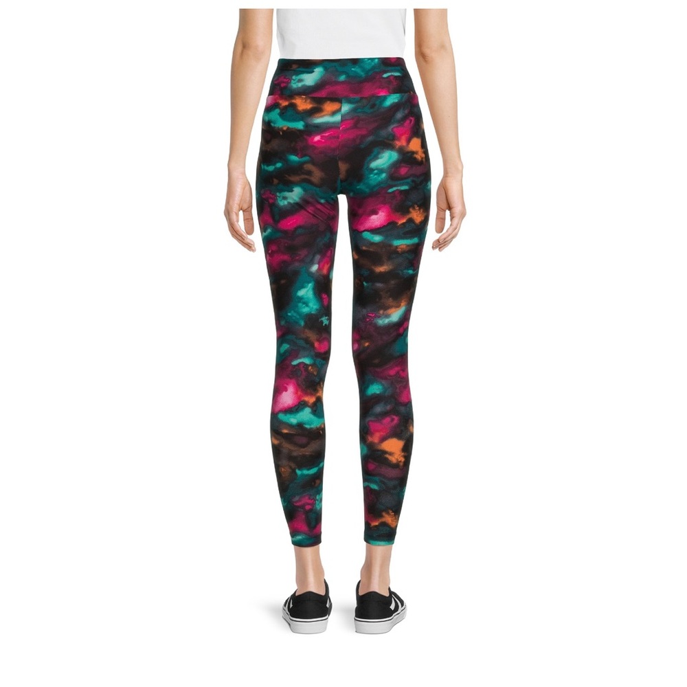 No Boundaries Sueded Ankle Leggings - Picture 3 of 4